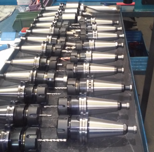 UTENSILI PRODUZIONE
